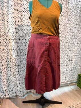 Gudrun Sjoden midi button down skirt. Linen cotton blend. Burgundy xl